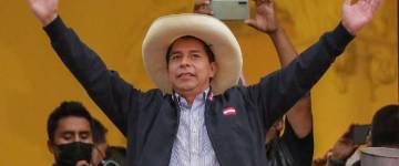 Pedro Castillo fue proclamado presidente de Perú a ocho días del traspaso