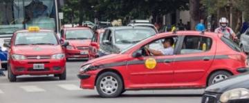 La AMT autorizó un aumento del 23% en las tarifas de taxis y remises