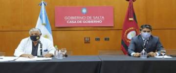 El ministro Esteban instó a la población a vacunarse contra COVID-19