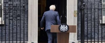 Escándalos sexuales, corrupción y desgaste político: los motivos que llevaron a renunciar a Boris Johnson
