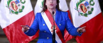 Boluarte propone adelantar las elecciones en Perú para abril de 2024