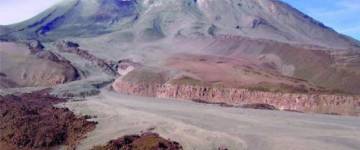 Emergencias de Jujuy emitió la alerta por la actividad del volcán Láscar en Chile