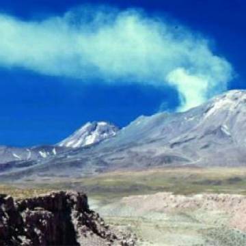 El aumento de la actividad sísmica del Láscar genera la alerta naranja en Salta y Jujuy