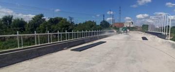 El nuevo puente que ejecuta el municipio sobre el río Arenales está en su etapa final