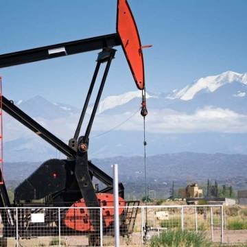 Petróleo en alerta máxima: el barril se encamina a u$s 150 y el mercado teme lo peor