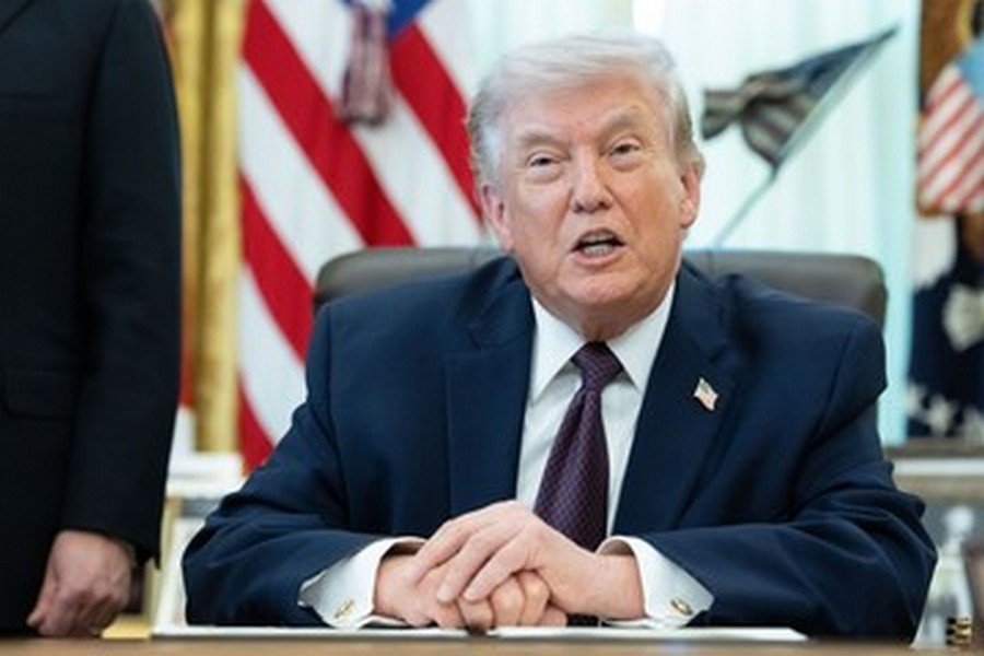 Trump: “Irán pidió un alto el fuego”. Teherán: “Es falso”