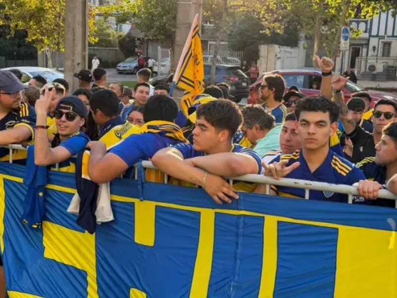Hinchas de Boca, asaltados en Chile