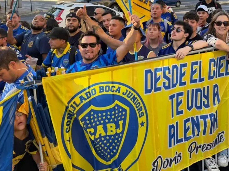 Hinchas de Boca, asaltados en Chile